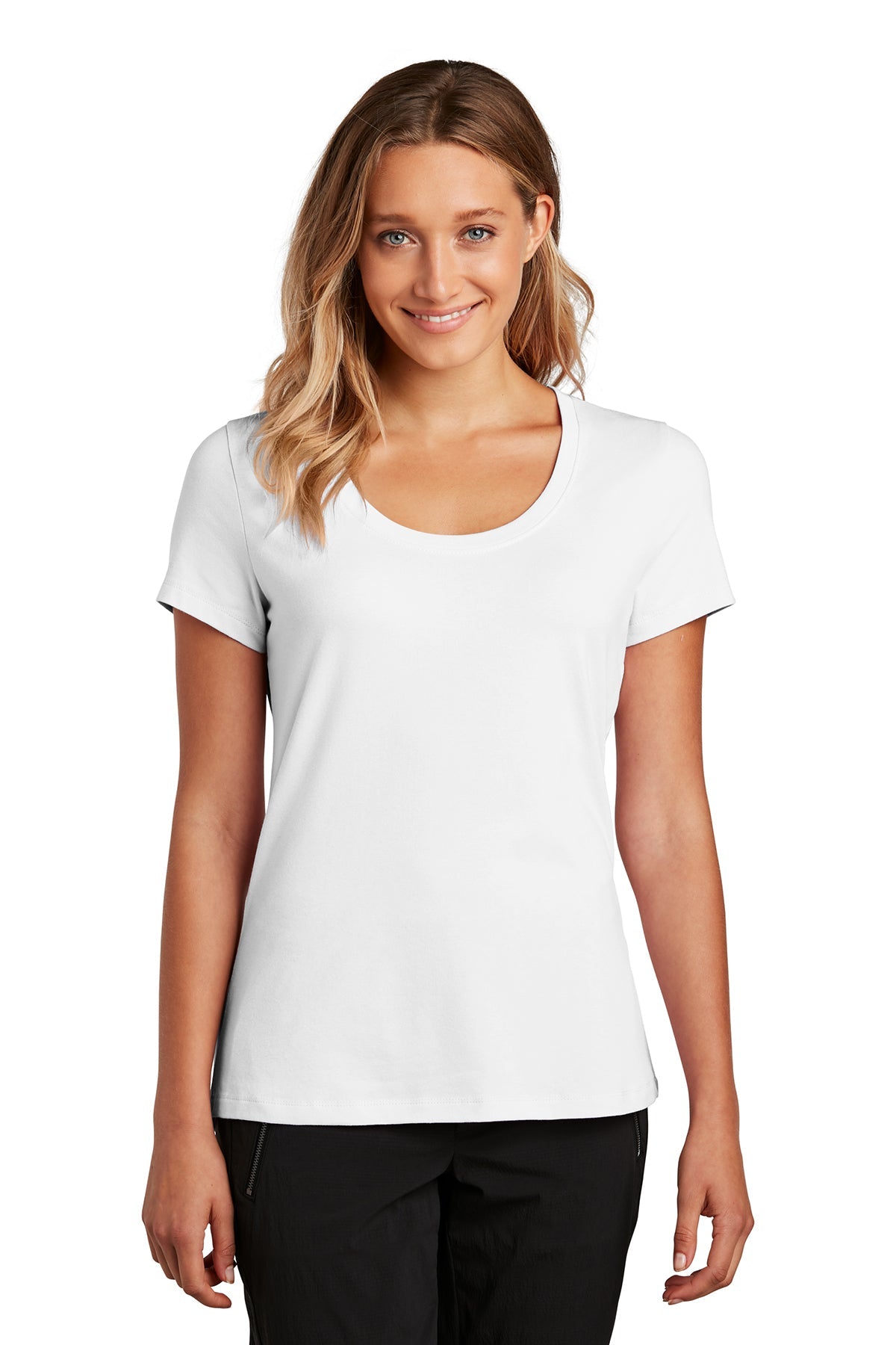 DT7501 District ® Women’s Flex Scoop Neck Tee